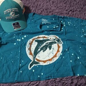 Woman Miami Dolphins Hat & Shirt